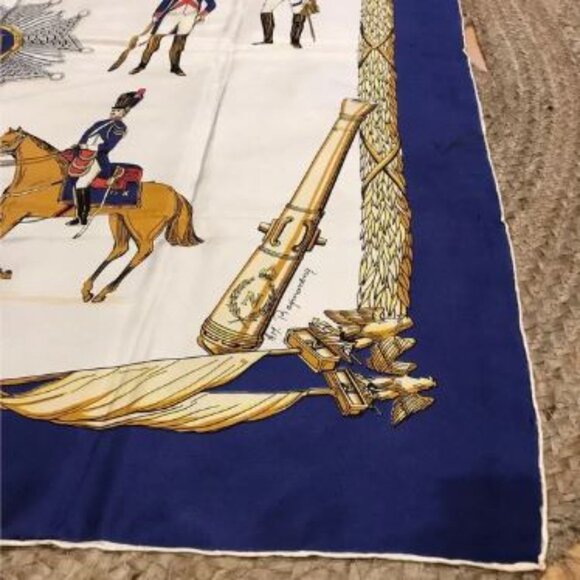 Iconic print royal blue French silk square scarf Signed A.M Raymonenq - Picture 3 of 7